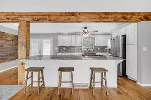 305 E Jackson St, Chesterton, IN 46304 - Photo 2