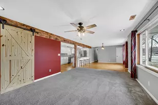 305 E Jackson St, Chesterton, IN 46304 - Photo 12