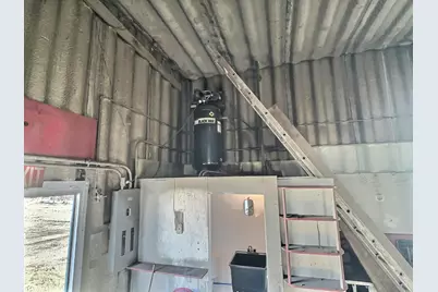 402 E Old 41 Road, Kentland, IN 47951 - Photo 8