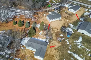 522 Oxford Rd, Kingsford Heights, IN 46346 - Photo 4