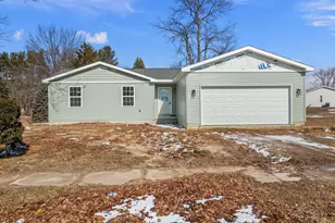 522 Oxford Rd, Kingsford Heights, IN 46346 - Photo 2