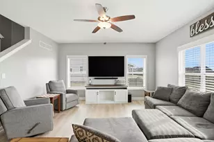 5831 Huron Dr, Cedar Lake, IN 46303 - Photo 6