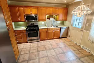 134 Elm Ct, Hebron, IN 46341 - Photo 6