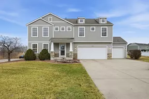 10843 Hillcrest Ln, Dyer, IN 46311 - Photo 2