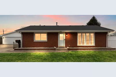 3036 99th Street, Highland, IN 46322 - Photo 1