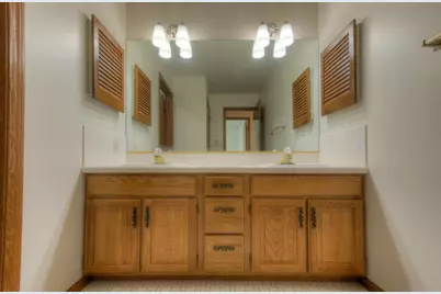 643 South Street #204, Munster, IN 46321 - Photo 8