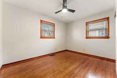 7104 Northcote Avenue, Hammond, IN 46324 - Photo 12