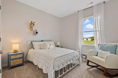 176 Cressmoor Boulevard, Hobart, IN 46342 - Photo 18