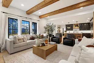 13200 Waterleaf Dr, Saint John, IN 46373 - Photo 8