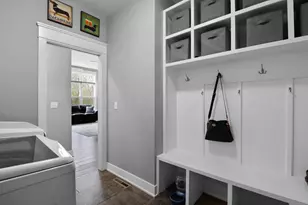 3911 Crown Dr, Valparaiso, IN 46383 - Photo 18