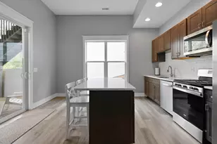 3911 Crown Dr, Valparaiso, IN 46383 - Photo 26