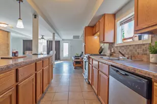 6318 Garfield St, Merrillville, IN 46410 - Photo 6