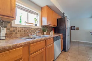 6318 Garfield St, Merrillville, IN 46410 - Photo 8