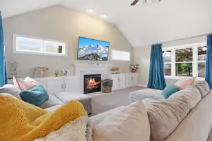 9560 Triana Ln, Saint John, IN 46373 - Photo 10