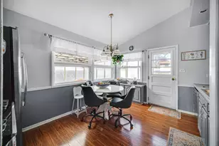 9503 Forrest Dr, Highland, IN 46322 - Photo 6