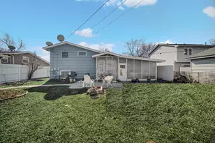 9503 Forrest Dr, Highland, IN 46322 - Photo 18