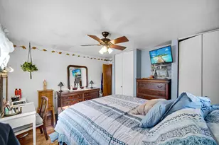 9503 Forrest Dr, Highland, IN 46322 - Photo 10