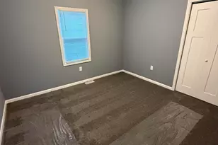 132 W 43rd Ave, Gary, IN 46408 - Photo 12