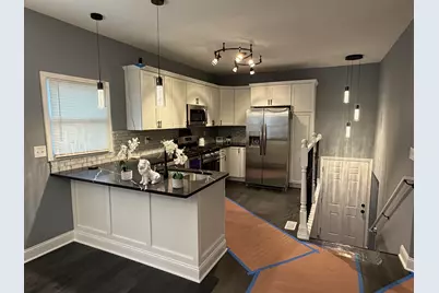 132 W 43rd Avenue, Gary, IN 46408 - Photo 4