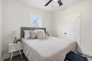 2407 W 78th Ave, Merrillville, IN 46410 - Photo 12