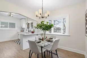 2407 W 78th Ave, Merrillville, IN 46410 - Photo 6