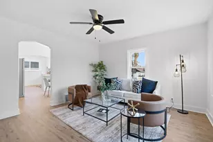 2407 W 78th Ave, Merrillville, IN 46410 - Photo 4