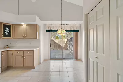 911 Westminster Lane, Munster, IN 46321 - Photo 8