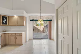 911 Westminster Ln, Munster, IN 46321 - Photo 8