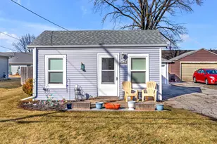 2623 Hart Rd, Highland, IN 46322 - Photo 2