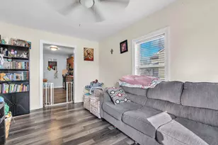 2623 Hart Rd, Highland, IN 46322 - Photo 4