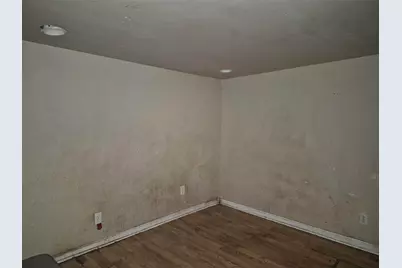 395 Porter Street, Gary, IN 46406 - Photo 10