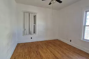 395 Porter St, Gary, IN 46406 - Photo 8