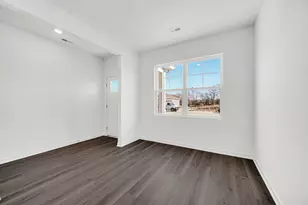 10542 Morse Pl, Crown Point, IN 46307 - Photo 2