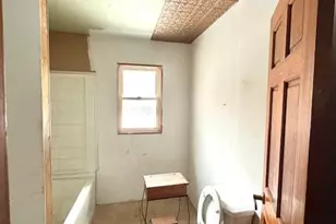 10120 E 200 N, Grovertown, IN 46531 - Photo 8