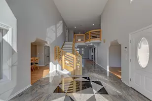 10327 Sandy Ln, Munster, IN 46321 - Photo 4