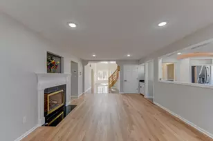 10327 Sandy Ln, Munster, IN 46321 - Photo 8