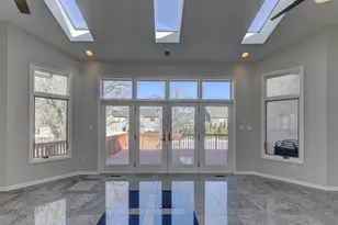 10327 Sandy Ln, Munster, IN 46321 - Photo 18