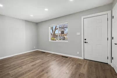 5043 Carolina Street, Gary, IN 46409 - Photo 4