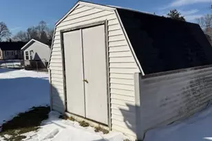 609 Niles St, La Porte, IN 46350 - Photo 12