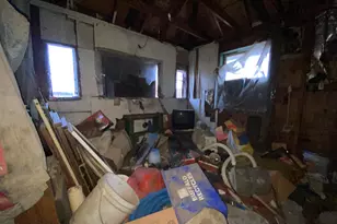 880 Gerry St, Gary, IN 46406 - Photo 16