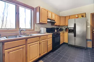 175 N Bailey Dr, Westchester Township, IN 46304 - Photo 10