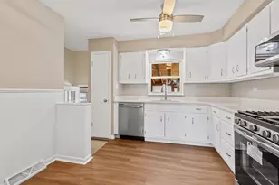 8941 Ohio Pl, Highland, IN 46322 - Photo 6