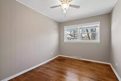 8941 Ohio Place, Highland, IN 46322 - Photo 18