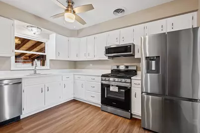 8941 Ohio Place, Highland, IN 46322 - Photo 4