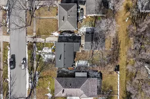 8941 Ohio Pl, Highland, IN 46322 - Photo 32