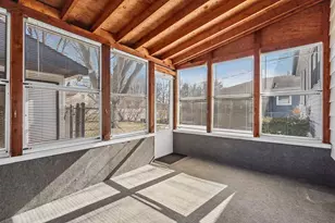 8941 Ohio Pl, Highland, IN 46322 - Photo 16