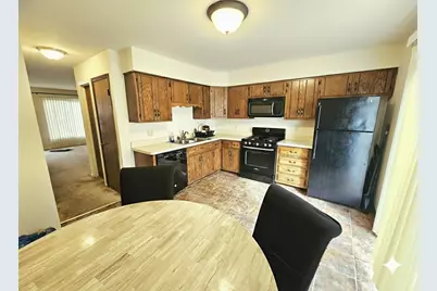 749 Wellington Drive, Dyer, IN 46311 - Photo 4