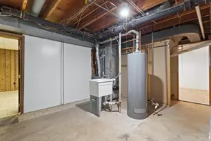 410 W 52nd Pl, Merrillville, IN 46410 - Photo 28