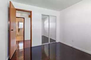 410 W 52nd Pl, Merrillville, IN 46410 - Photo 18