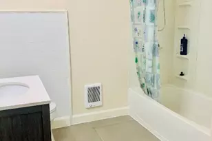 124 E 10th St, Michigan City, IN 46360 - Photo 20